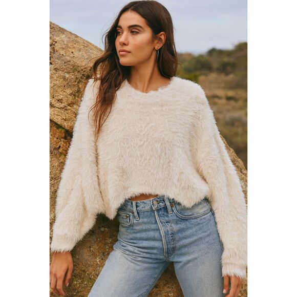 Free People FP One White Fluffy Bat Sleeve Pullover Sweater  Women's Size Small - Picture 1 of 10
